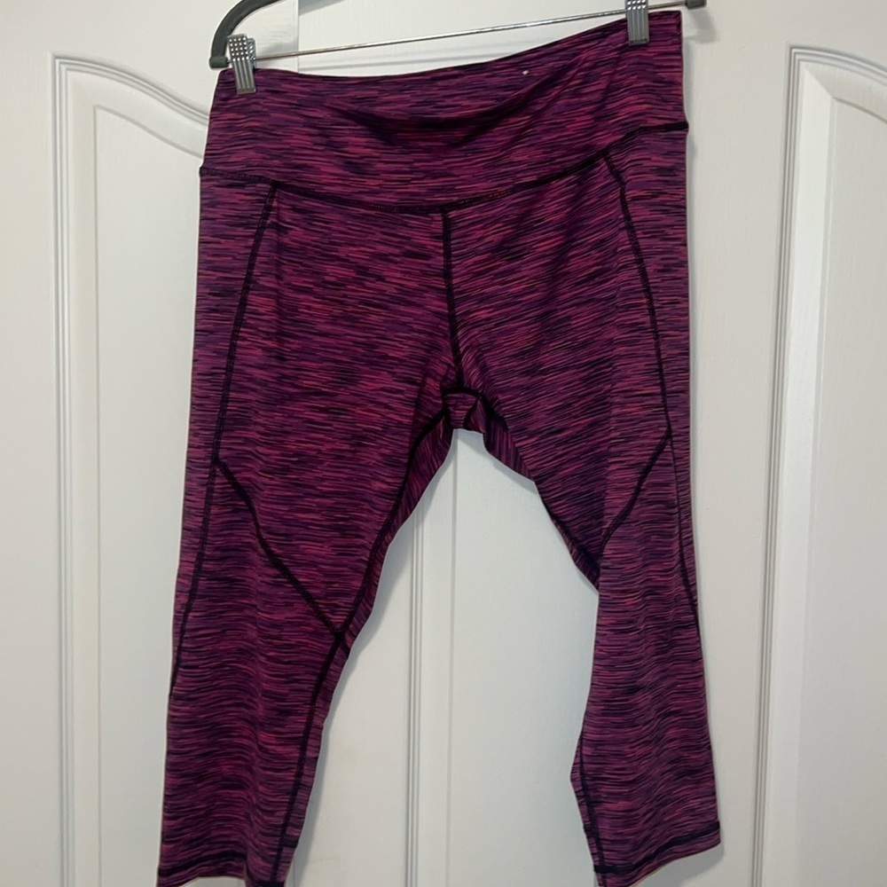 Tek Gear Leggings Womens XL Capri - Multi color - mid-rise Like New!
